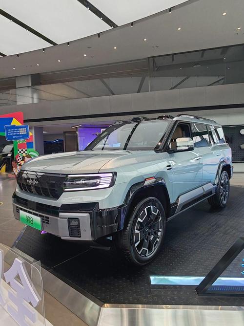 东莞232比亚迪方程豹硬派越野的爆款，英菲尼迪35周年与你共成长